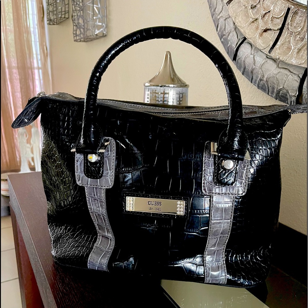 Authentic Guess Handbag
